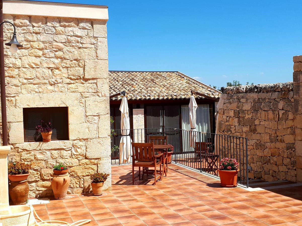 Agriturismo Serrafiori Casa Serrafiori المظهر الخارجي الصورة